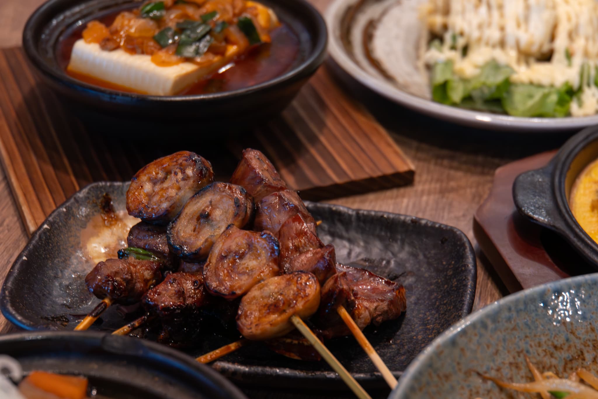 手作りもつ焼きの店──「日本橋山喜多」